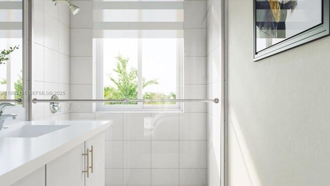 Photo - 701 SE 14th Ct