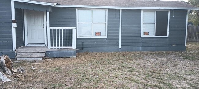 Building Photo - 122 E Taylor St Rental