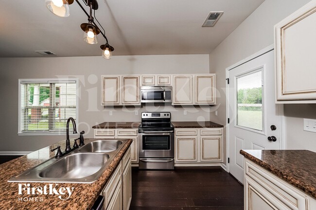 Photo - 345 Deer Creek Way