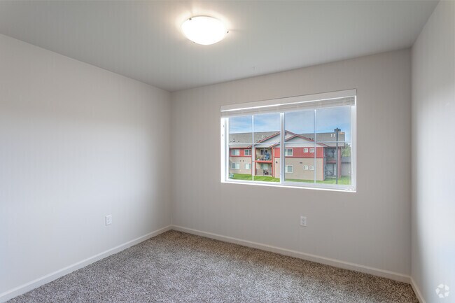 2BR, 1BA - 805SF