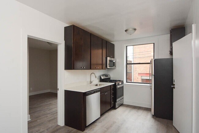 Photo - 2334.5 N Spaulding Ave Unit A2