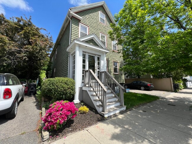 Photo - 735 Somerville Ave Unit 1
