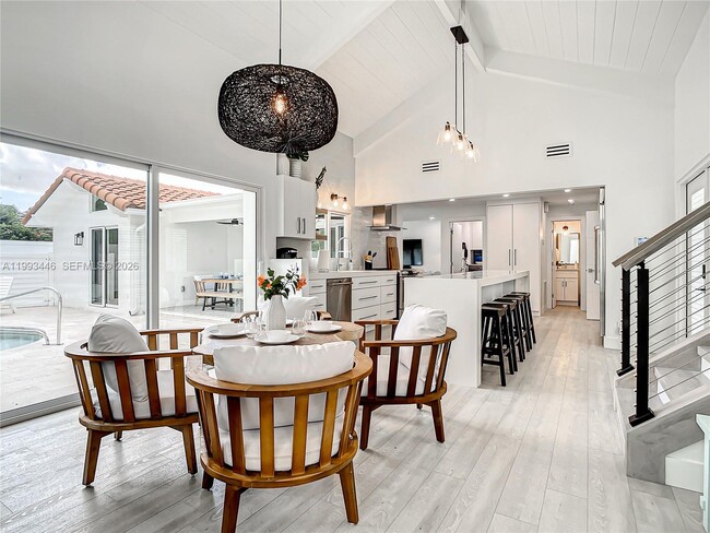 Photo - 104 Angelfish Ln