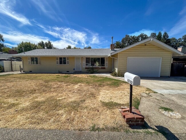 Building Photo - 6762 Riverside Dr