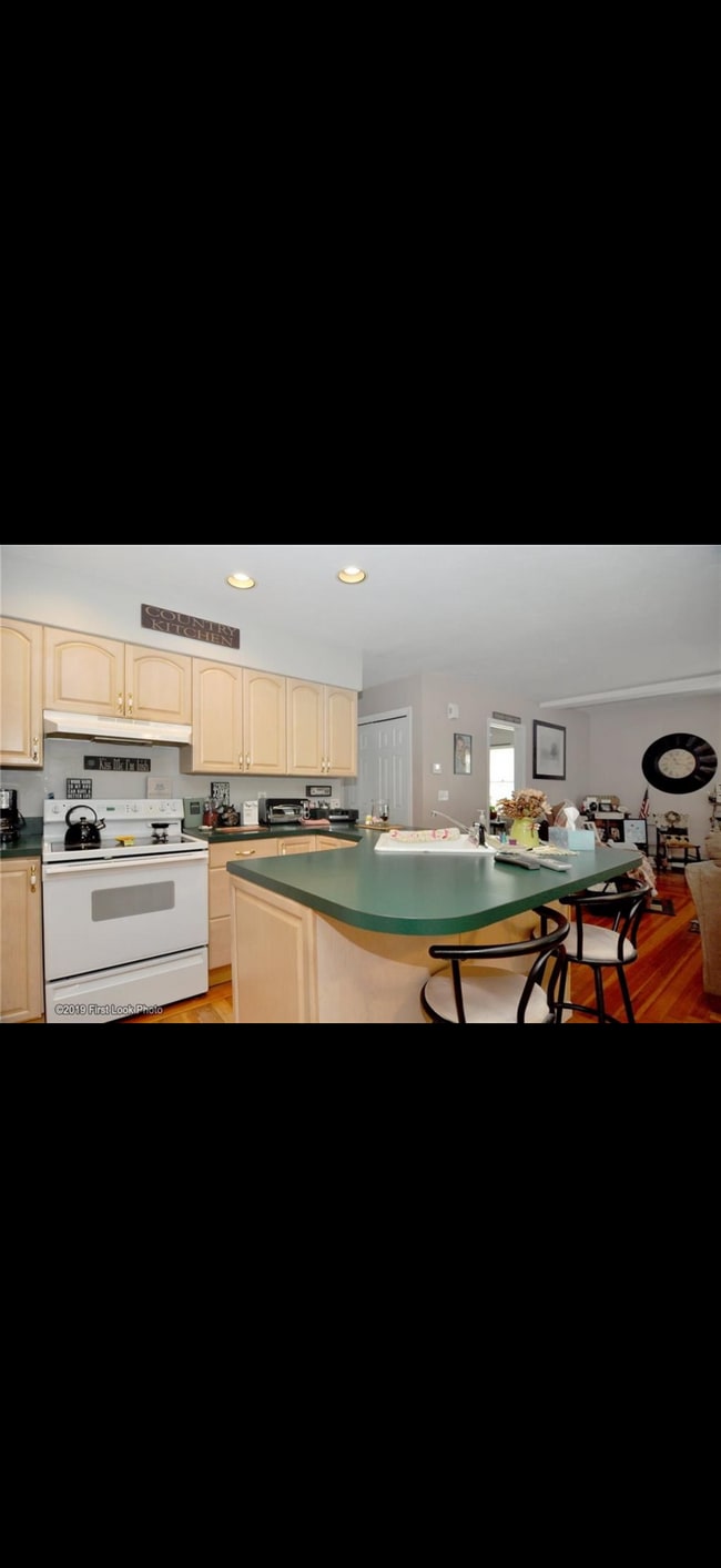 Building Photo - 324 Rhode Island Ave Unit 1