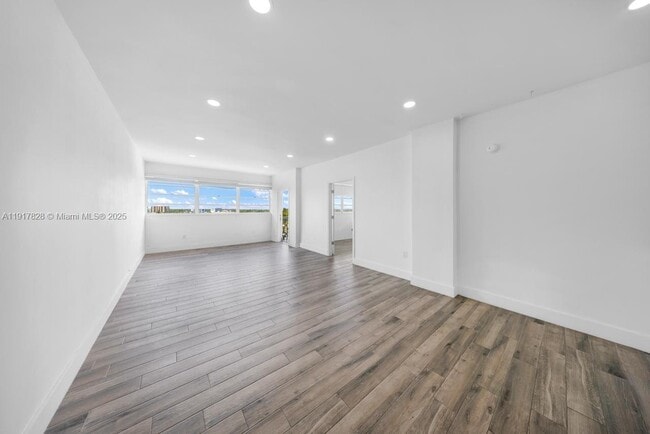 Photo - 13155 Ixora Ct Unit 1105