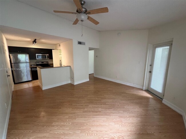Photo - 620 S Park Rd Condo Unit 35-2