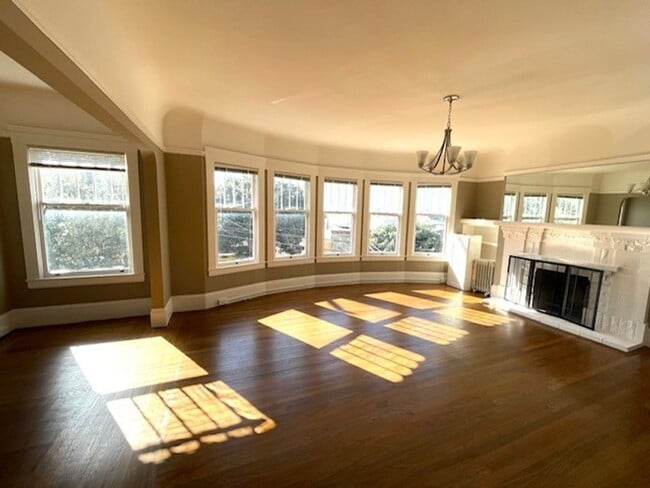 Building Photo - 1446-1448 18th Ave (1320r) Unit 1448 Rental