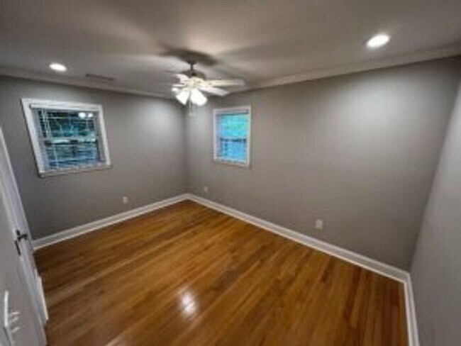 Photo - 1343 Hermitage Ave