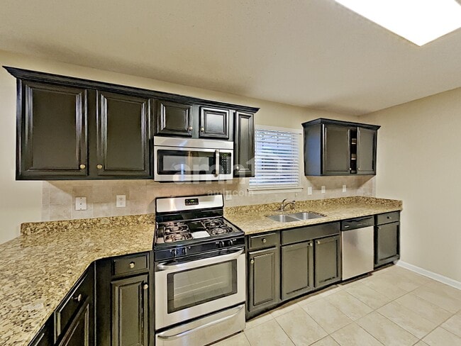 Photo - 104 MacBeth Dr