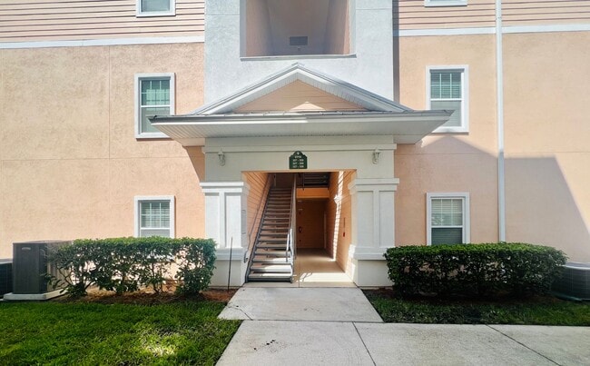 Photo - Stylish 3 Bedroom, 2 bath Condo with Woode... Unit 208
