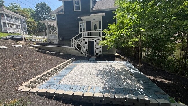 Photo - 218 Marshall St