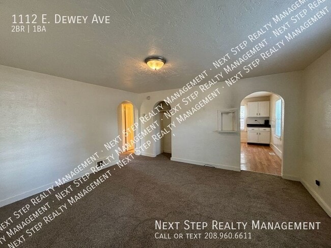 Photo - 1112 E Dewey Ave