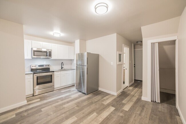 5536 Chester Ave Unit 2F