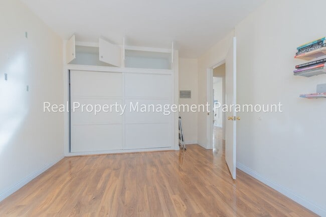Photo - 8016 Blackburn Ave Unit #1