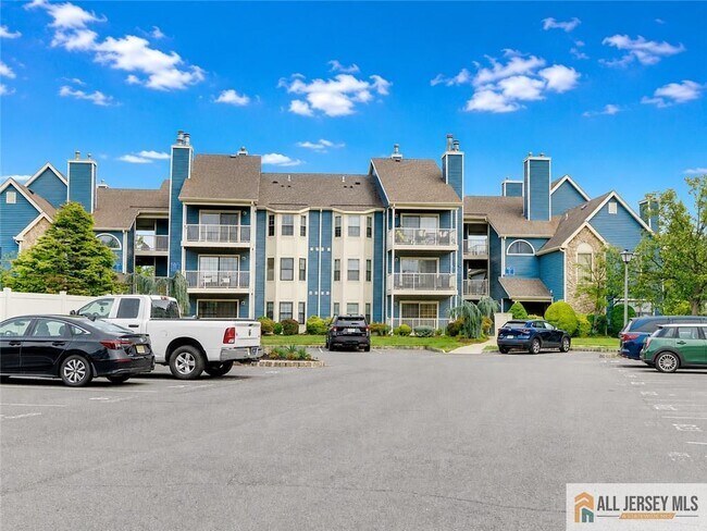 130 Longfield Ct