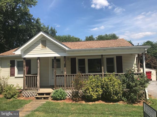 Building Photo - 510 Burns St