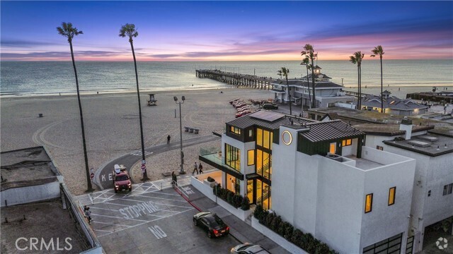 Building Photo - 2000 W Oceanfront Rental