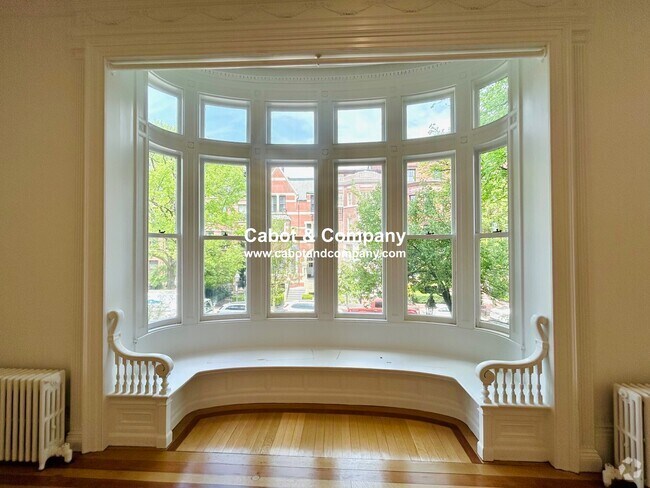Building Photo - 188 Marlborough St Unit 5 Rental
