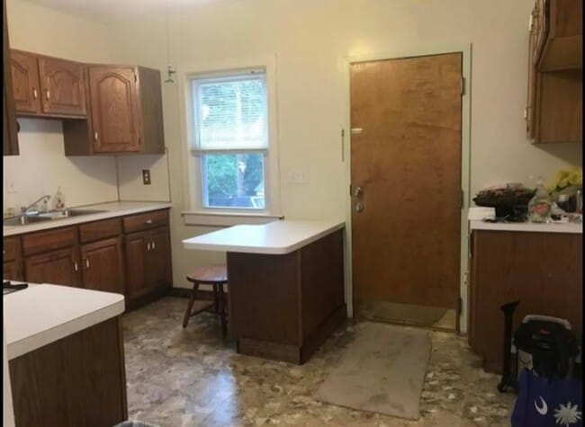 Building Photo - 226 Prospect St Unit 1 Rental