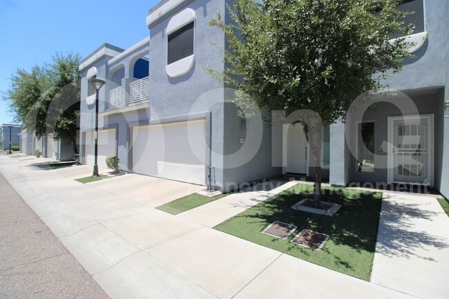 Building Photo - 1816 West Vermont Ave Rental