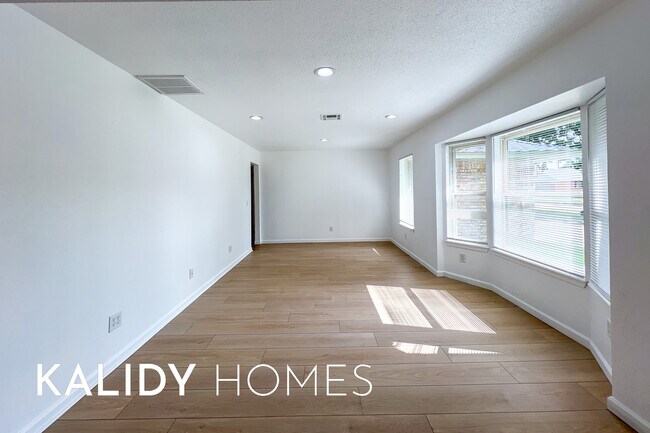 Photo - 3501 Baird Dr