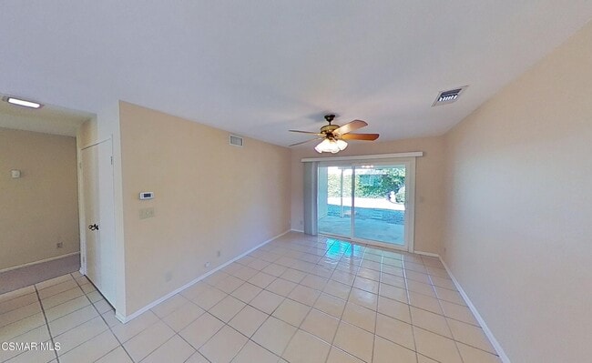 Photo - 205 Larkhill St