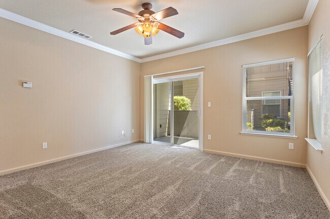 Photo - 8905 Davis Rd