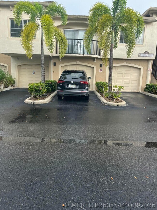 Photo - 1200 Crestwood Ct S Unit 1206