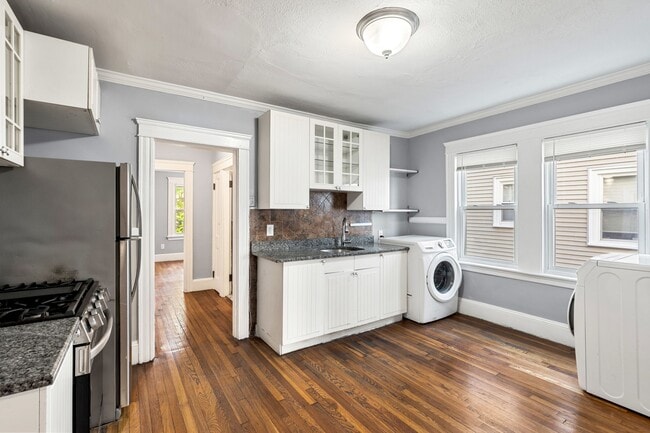 Photo - 193 Florence St Unit 1R