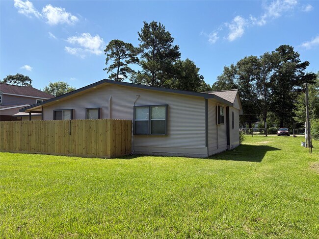 Photo - 17807 Dean Ct