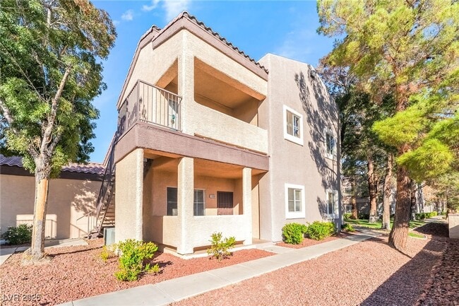 Building Photo - 5250 S Rainbow Blvd Unit 1098