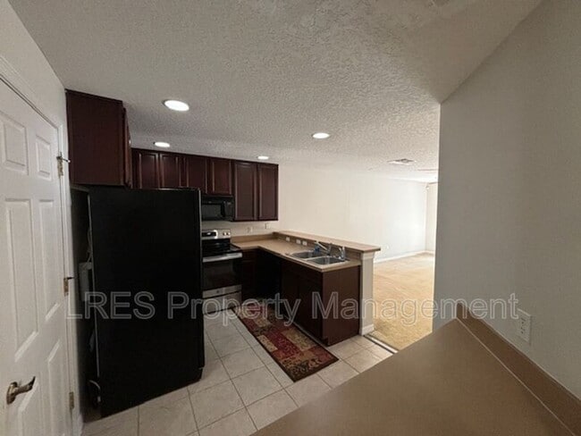 Photo - 4563 Lacebark Trail