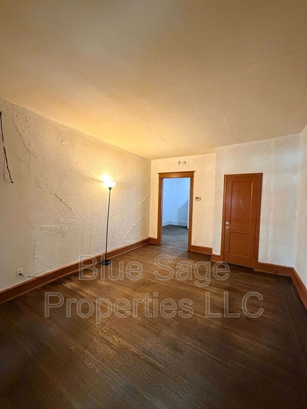 Photo - 31 N State Rd Unit 1