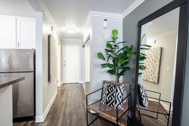 Photo - 1200 Riverside