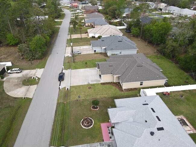 Photo - 111 Rolling Sands Dr