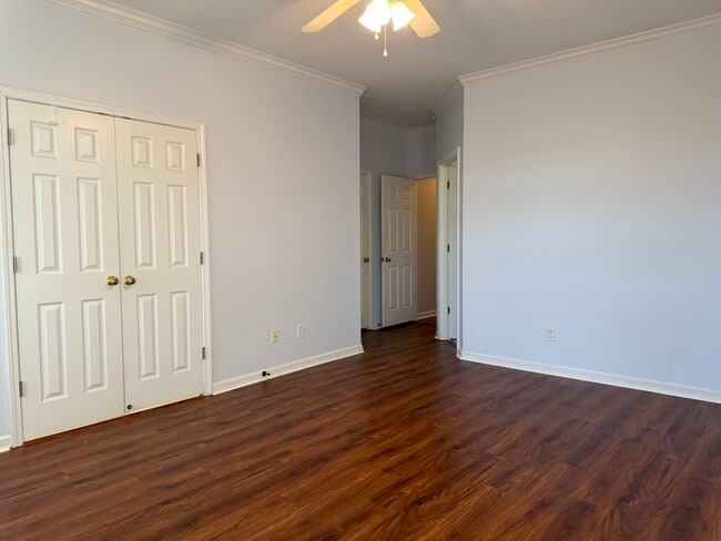 Photo - 104 Sunflower Pl