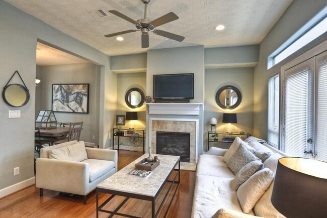 Photo - 1315 Birdsall St