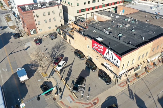 Photo - 325 Broadway Ave S Unit 2