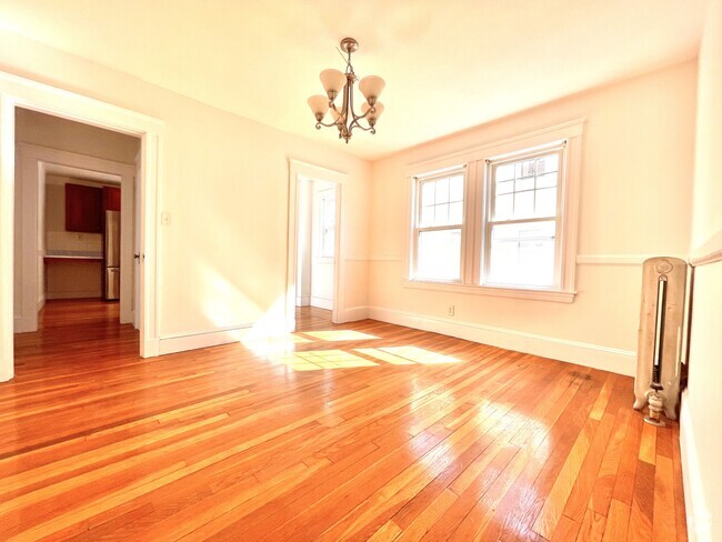 Building Photo - 27 Murray Hill Rd Unit 2nd fl Rental