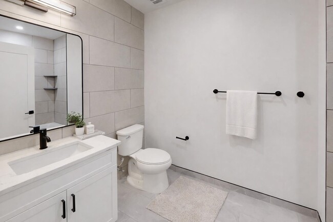 Photo - 337 Johnston Ave Unit 405