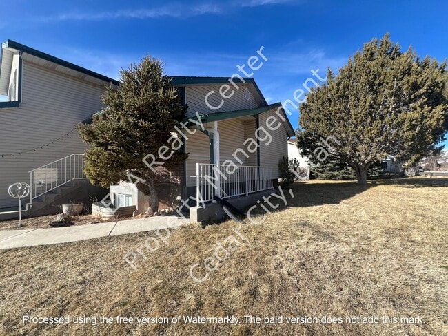 Photo - 461 E Cobblecreek Dr Unit B