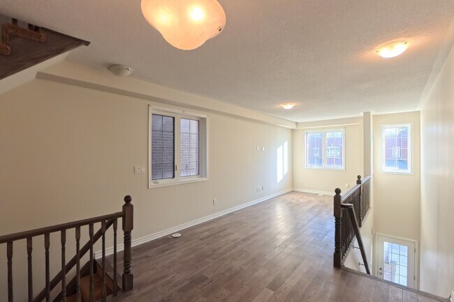 Photo - 72 Jolly Way