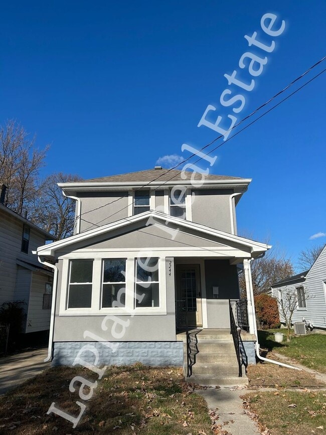 Building Photo - Charming 3-Bedroom Home with Fresh Updates in South Toledo
