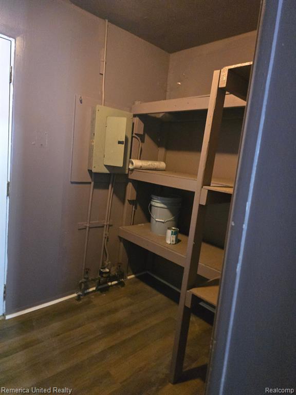 Photo - 25006 Midland Ave