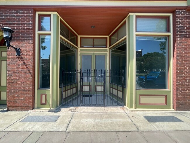 Photo - Lofts at Poplar Pointe