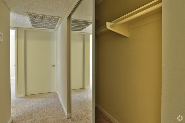 Hall 3x2 - REC Properties DBA Pinecrest