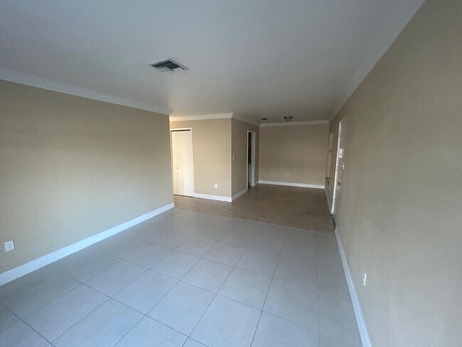 1830 Maravilla Ave Unidad 1