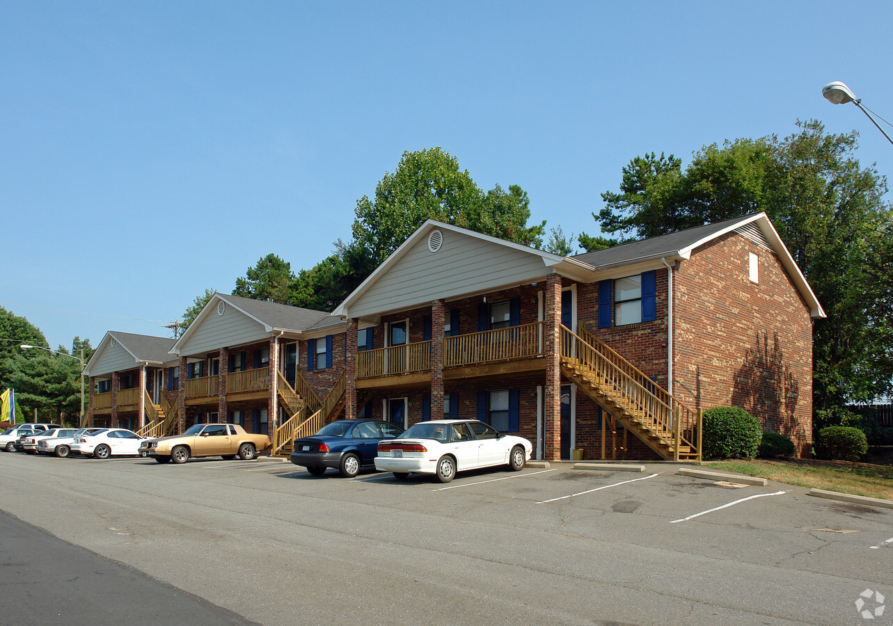 West Meadows Apartments - West Meadows Apartments