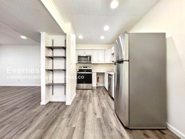 Photo - 5300 E Cherry Creek S Dr Unit APT 1403